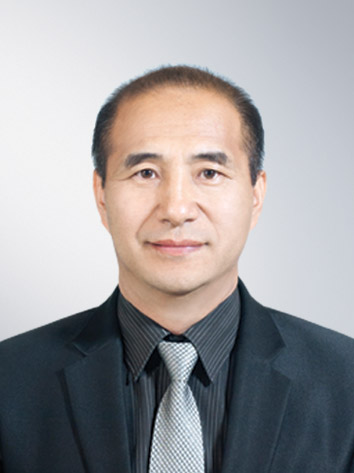 중등교육부문_신우철 교사.jpg